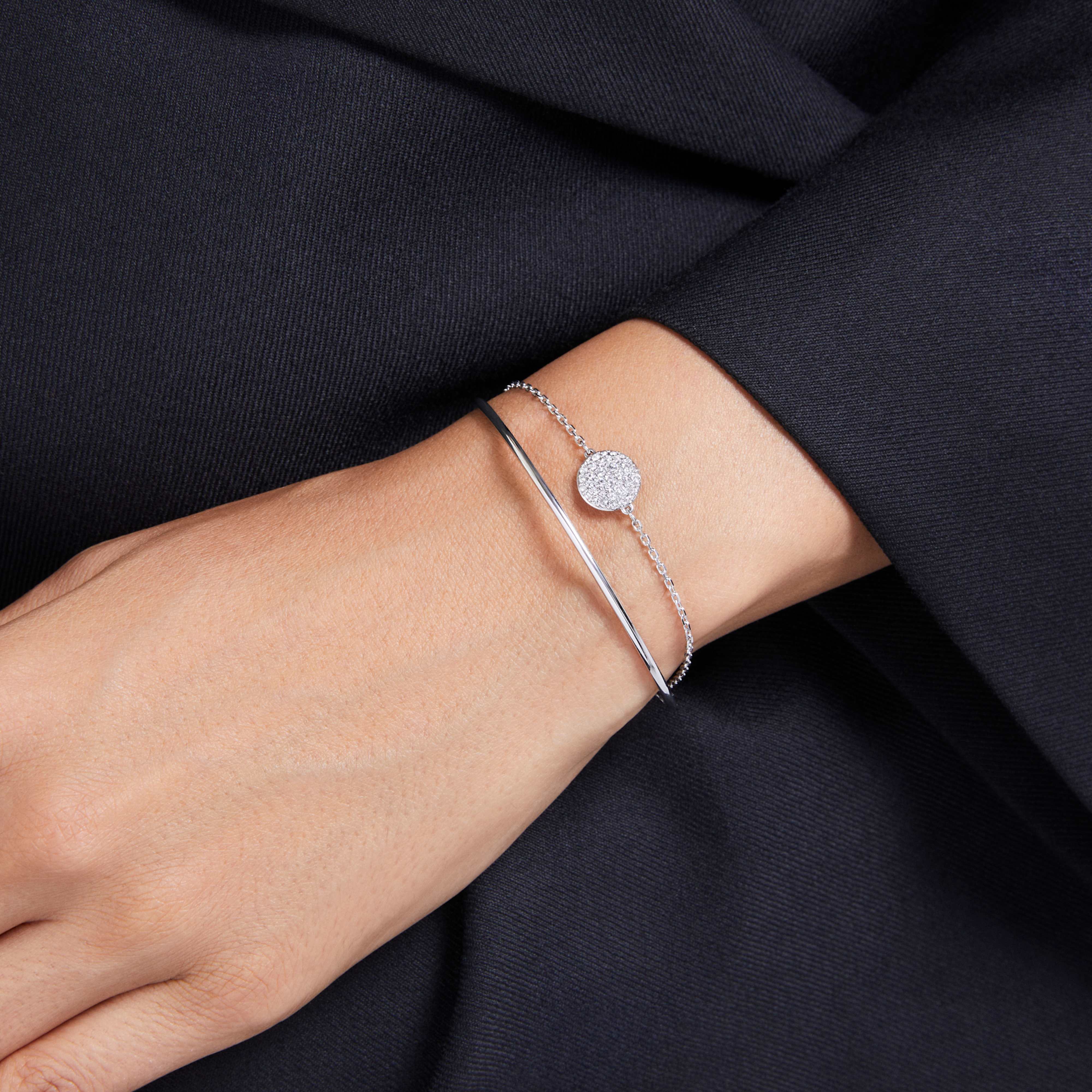 社会人の彼女に人気の誕生日プレゼントおすすめ｜Swarovski（スワロフスキー）Meteora バングル ホワイト, ロジウム・プレーティング