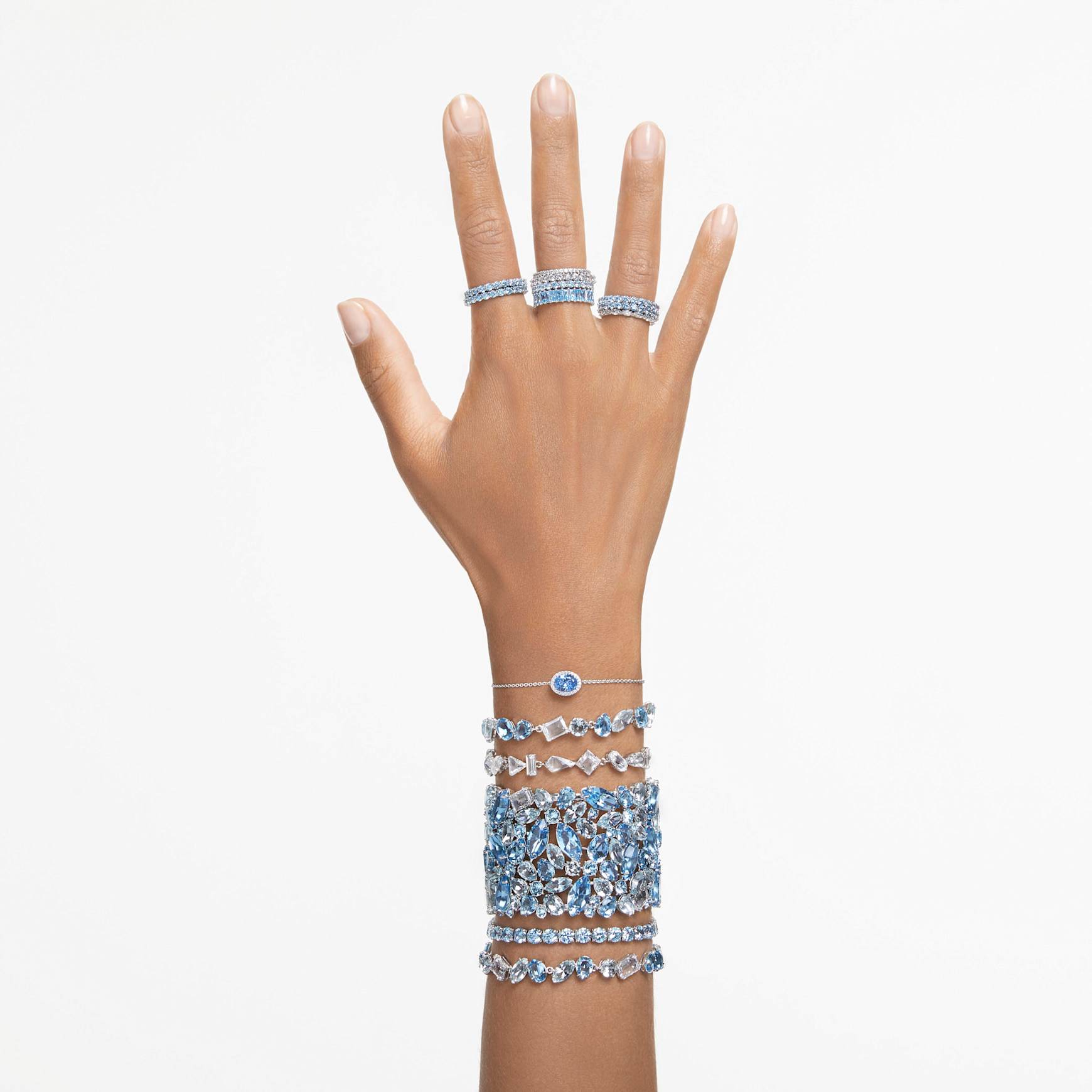 Matrix Tennis bracelet, Round cut, Blue, Rhodium plated - Swarovski, 5648927