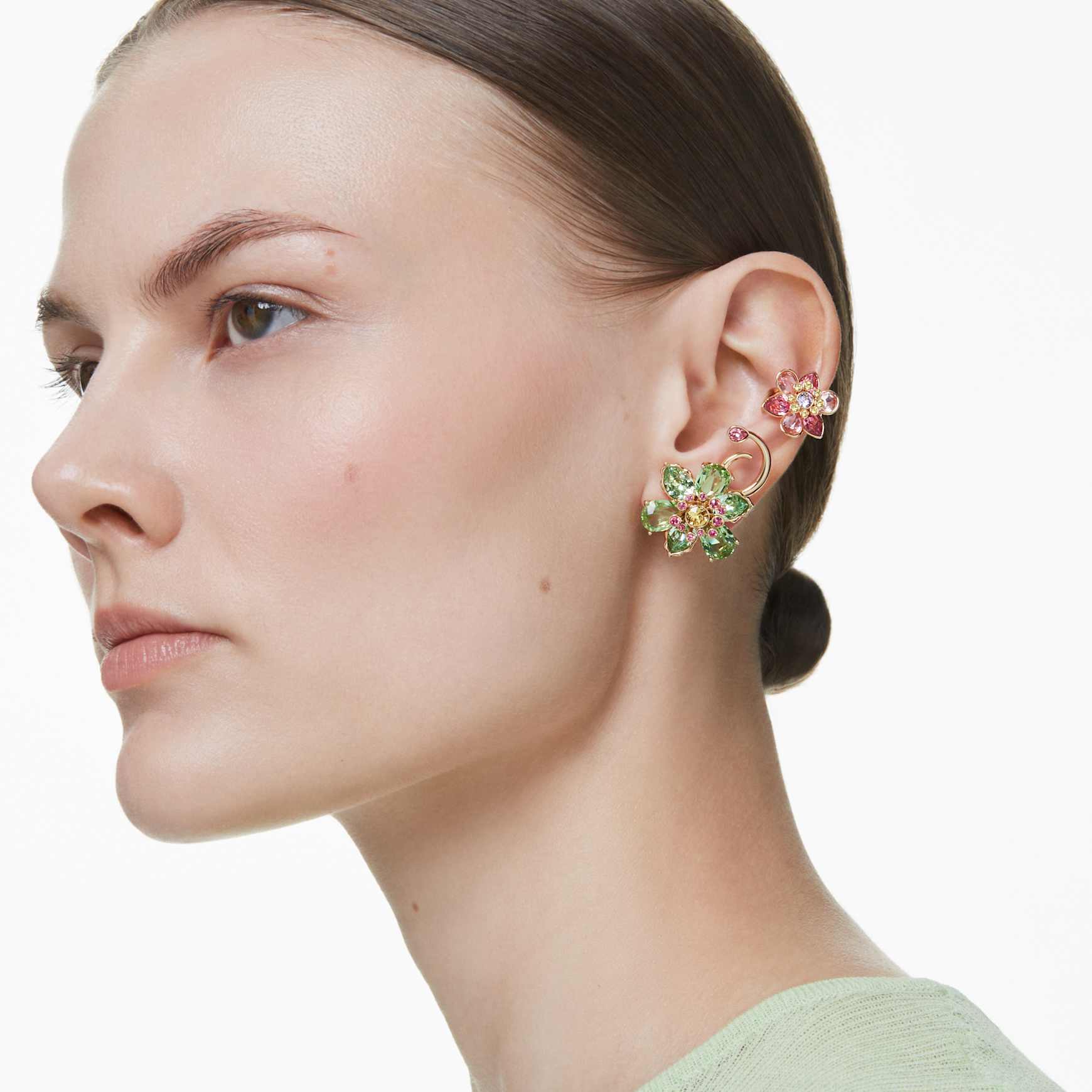 Idyllia ear cuff, Set (3), Asymmetrical design, Mixed cuts, Flower, Multicolored, Gold-tone plated by SWAROVSKI