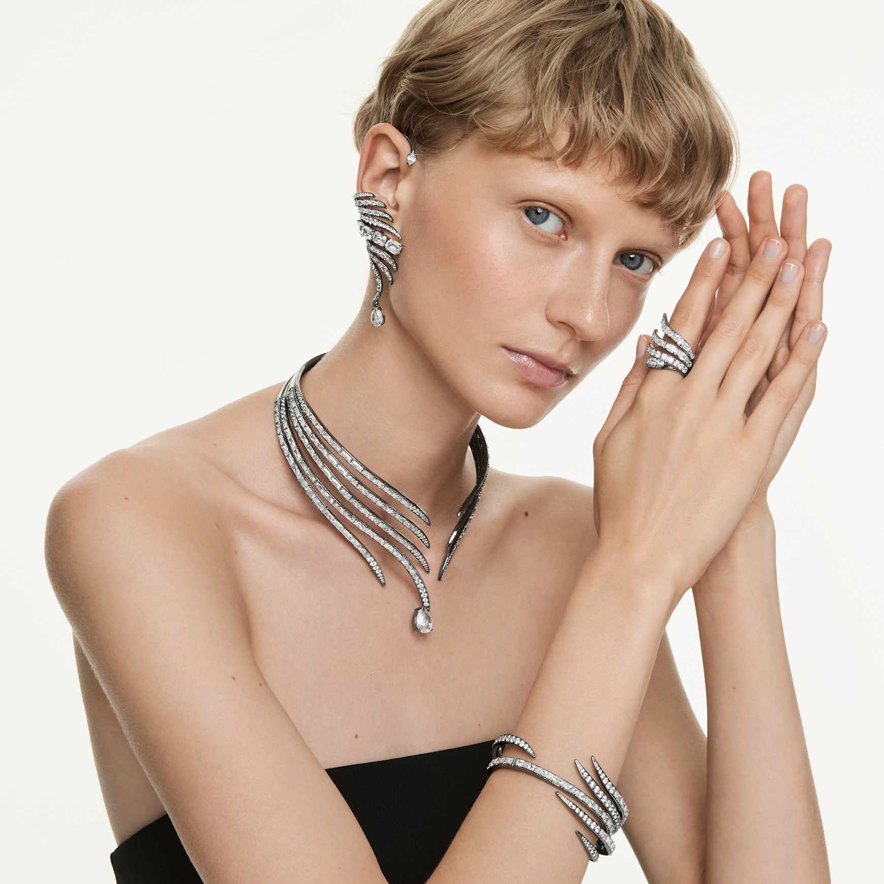 The Vienna Collection choker, Feather, White, Ruthenium plated by SWAROVSKI
