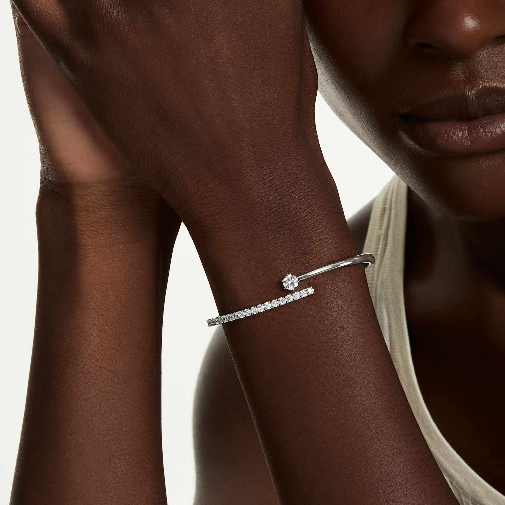 Matrix bangle, Round cut, White, Rhodium plated