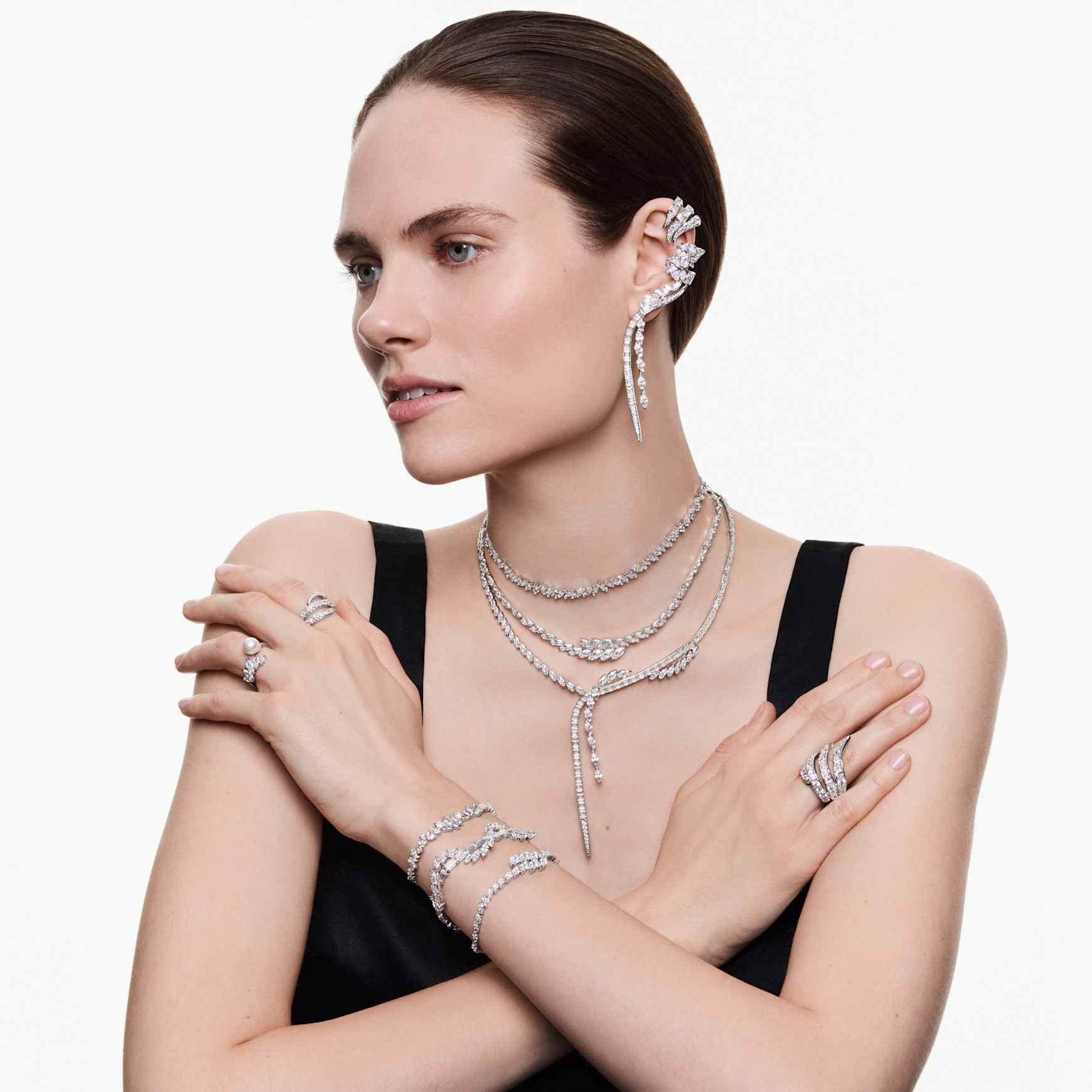 Vienna cocktail ring, Mixed cuts, Swan, White, Rhodium plated
