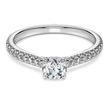 Hello kitty shop engagement ring swarovski