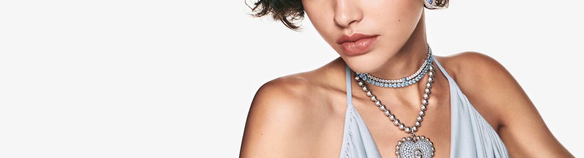 花嫁の「サムシングブルー」、ブルージュエリー＆アクセサリー 