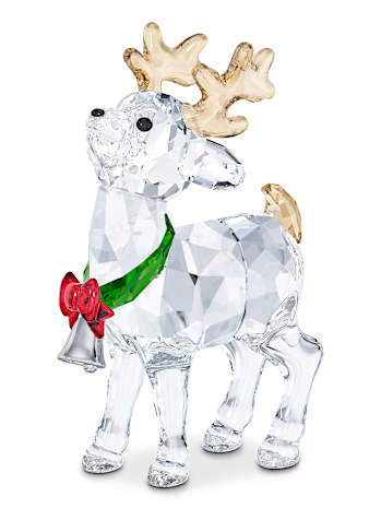 Crystal reindeer figurines for the festivities