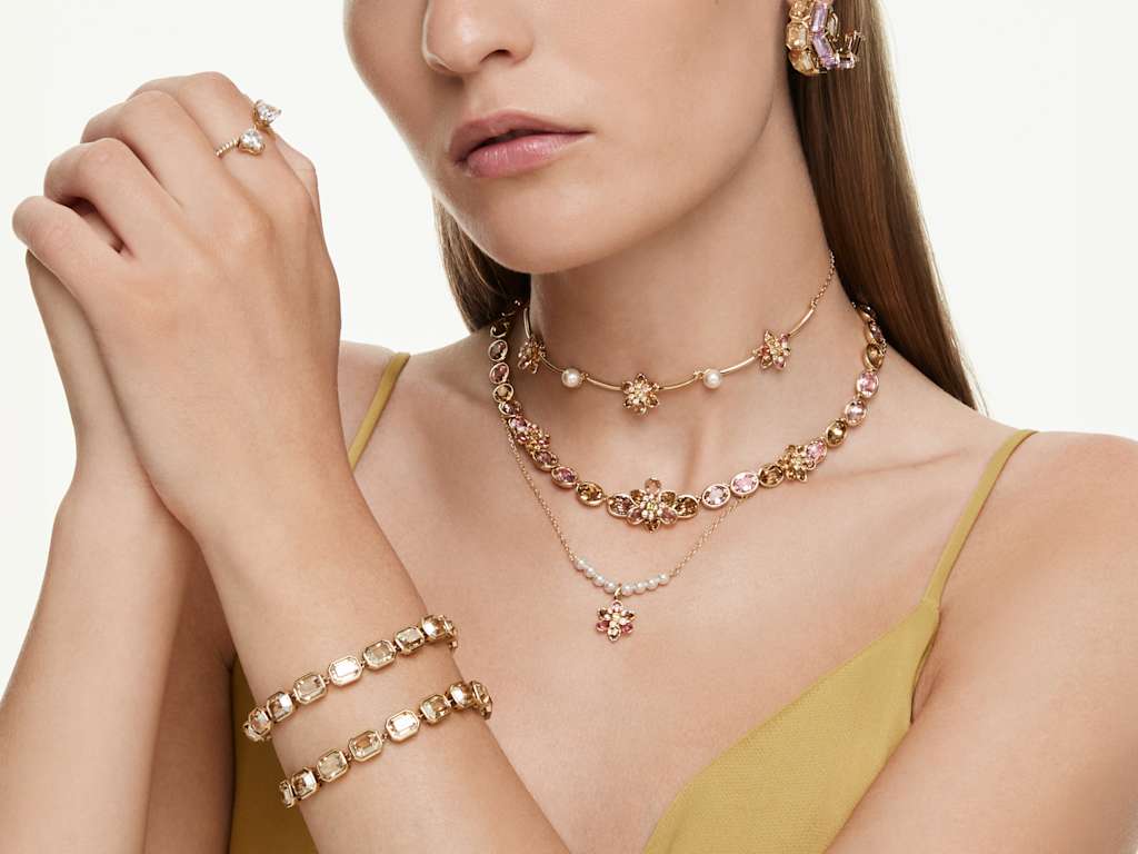 Swarovski Official | Jewelry, Watches and Crystal Decorations