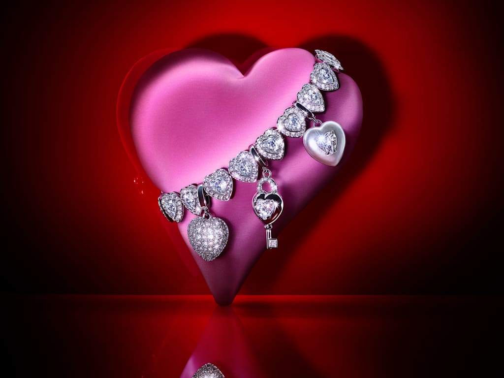 Valentine's Day 2026 Collection | Swarovski AA