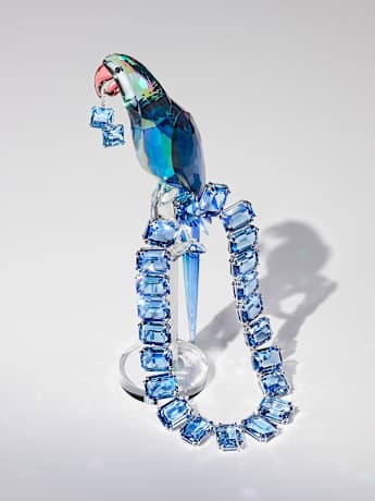 Present ideas for aunties on mother’s day by Swarovski