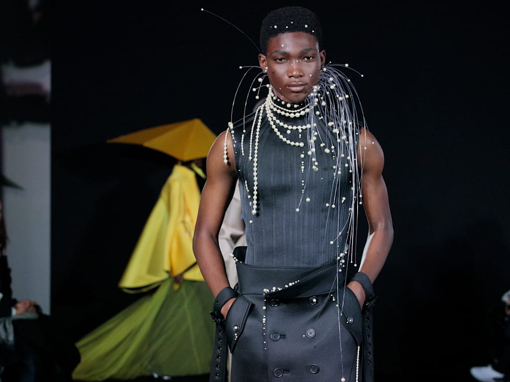 服/ファッション SWAROVSKI Swarovski Crystals on the Catwalk and Runway | Swarovski US