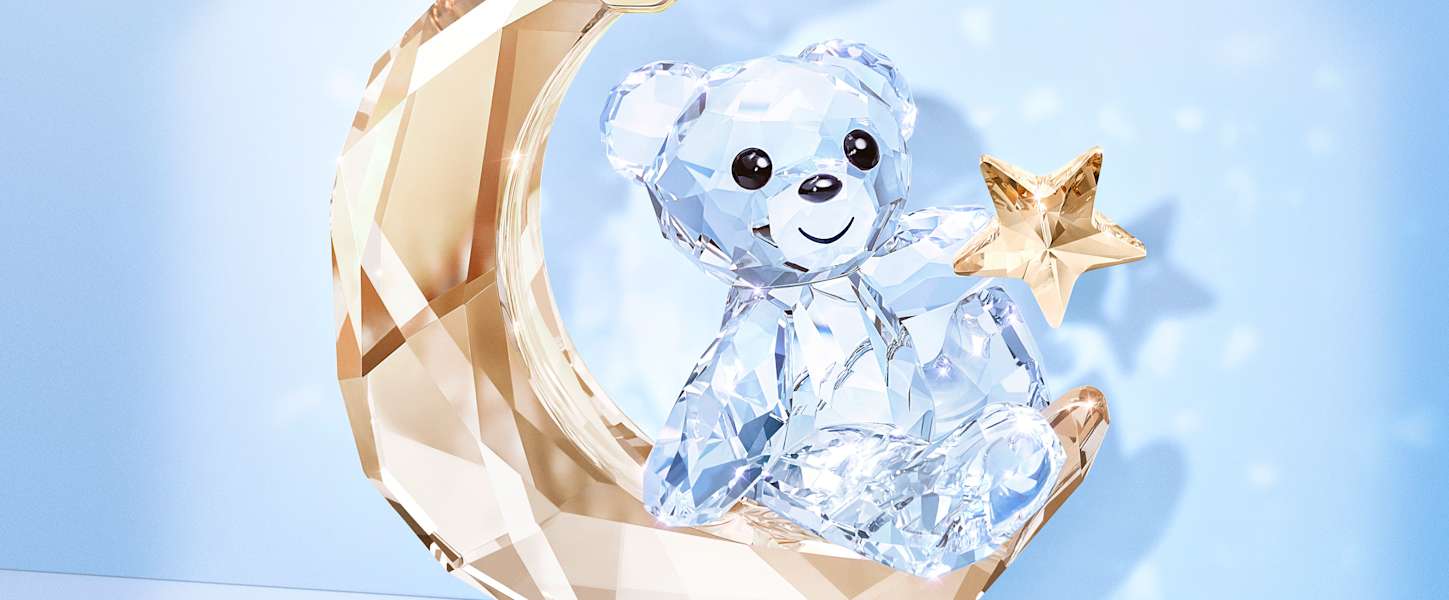 2025 SCS Annual Edition - Feather Ornament | Swarovski US