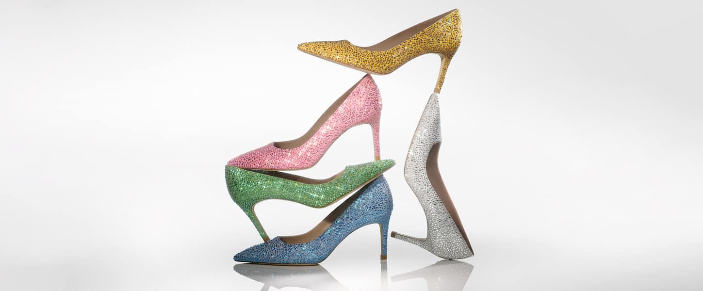 STUART WEITZMAN/スワロフスキーコラボパンプス スワロフスキー×スチュアート・ワイツマン、クリスタル6,000個以上が