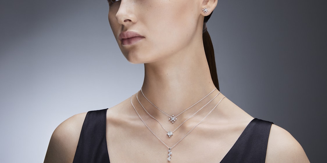 Graduated Lab-Grown Diamond Bar Necklace -