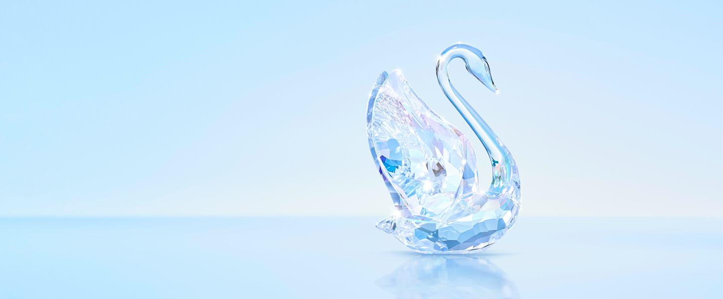 SCS 2024年度限定作品 スワン | Swarovski JP