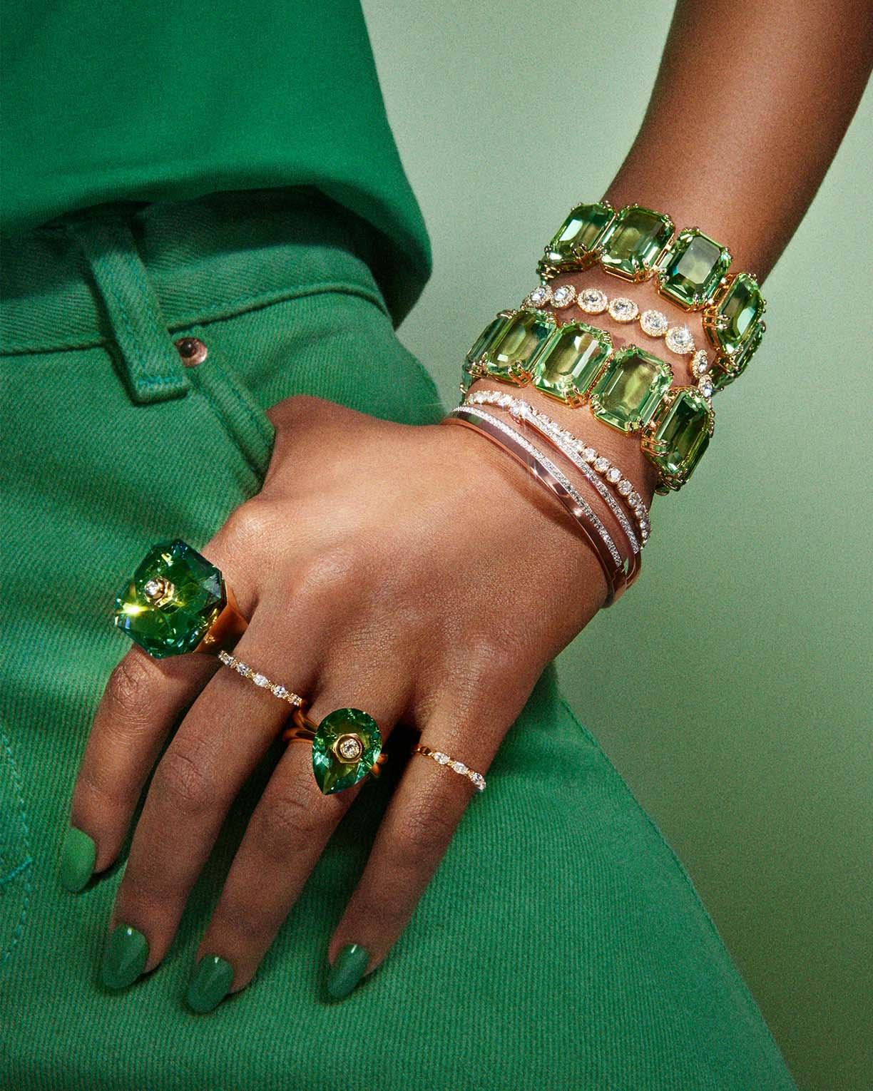 Swarovski jewelry up to 50% off*