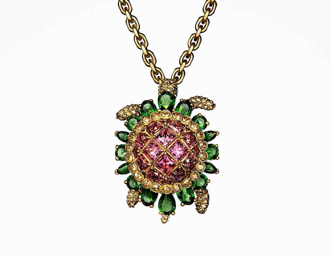Idyllia pendant Turtle, Multicolored, Gold-tone plated