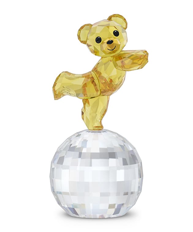 Kris Bear Ready to Disco