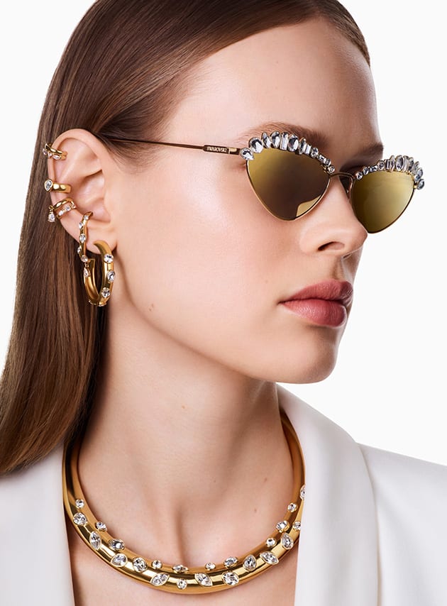 Swarovski golden jewelry look