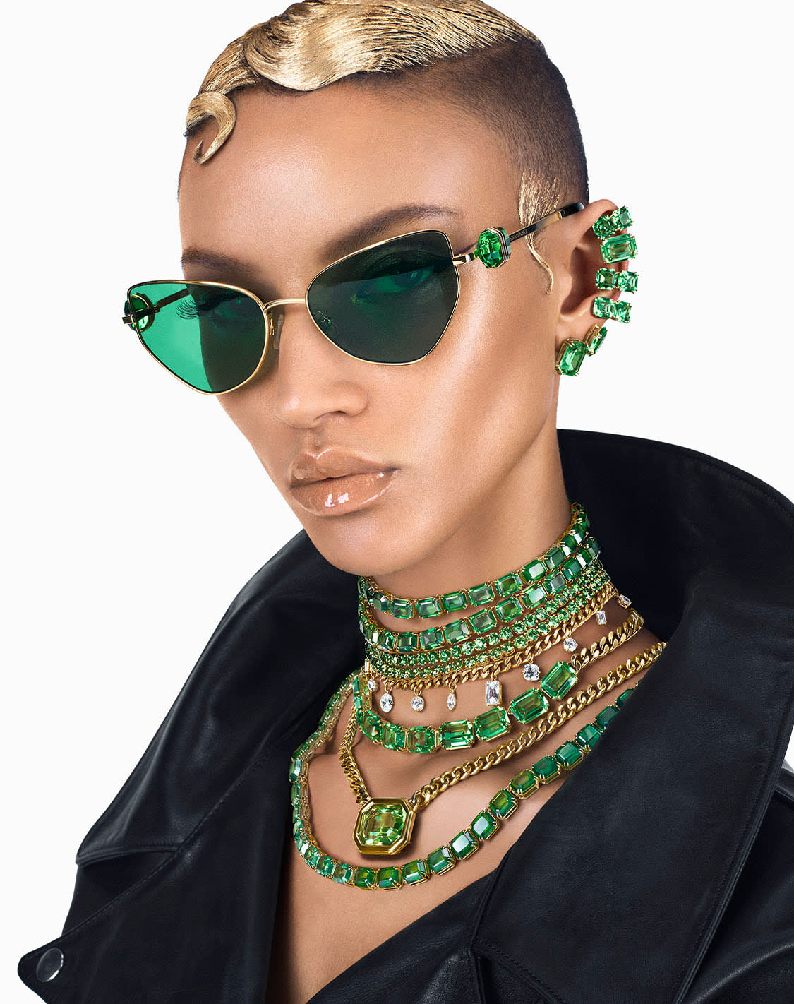 Brýle a šperky ze zelených křišťálů Swarovski