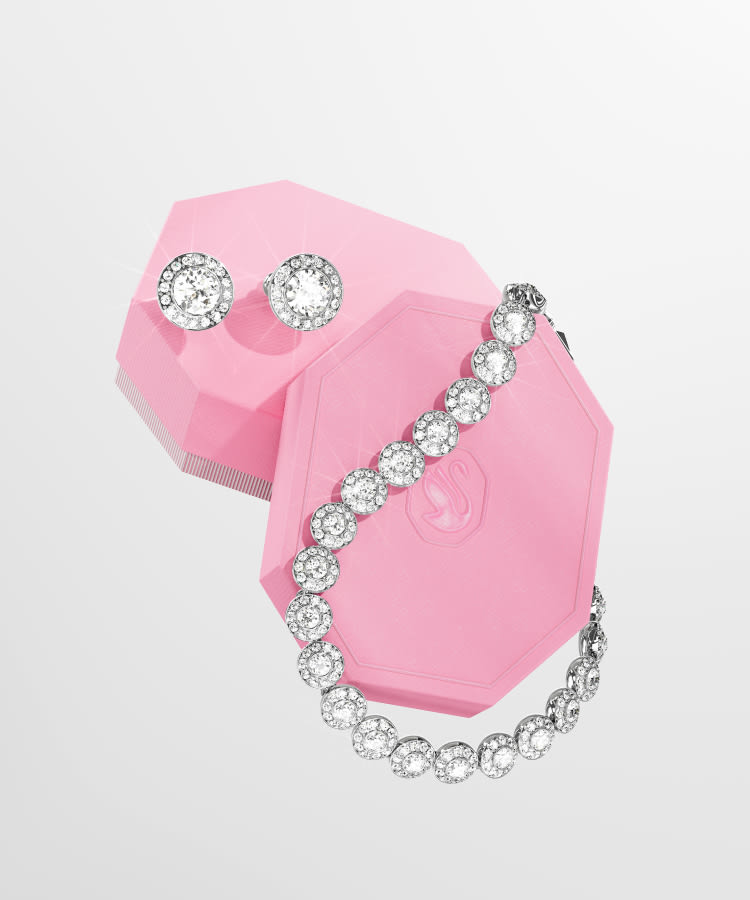 Angelic necklace and earrings
