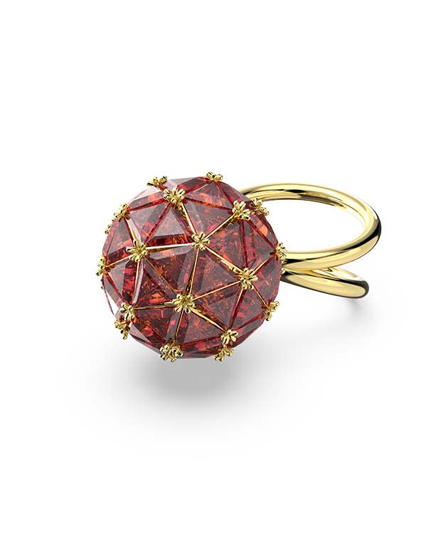 Up to 40% off select Curiosa pieces*