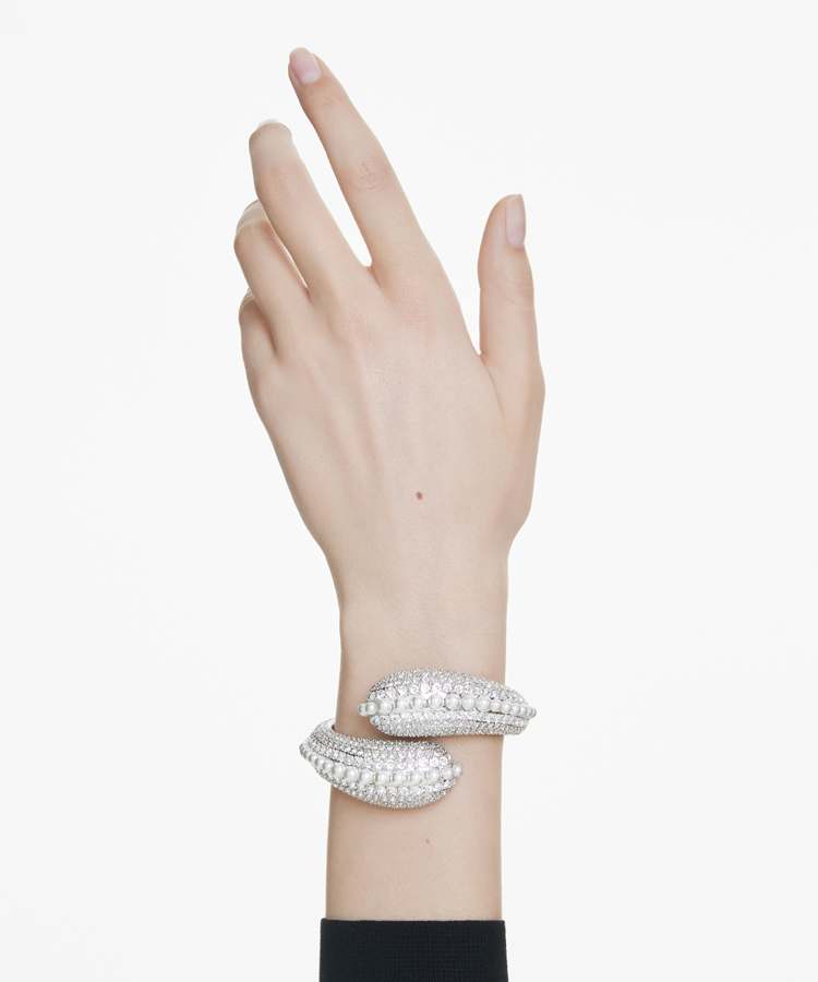 Sublima cuff, Statement, Crystal pearl, Round cut, White, Rhodium plated