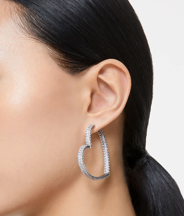 Matrix heart shaped earrings