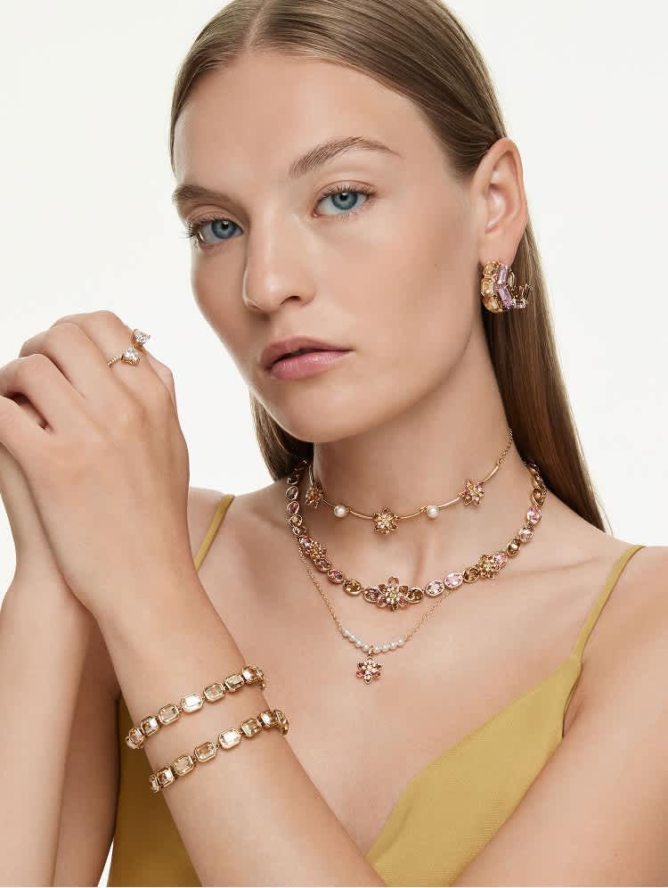 Styling s podzimními šperky Swarovski