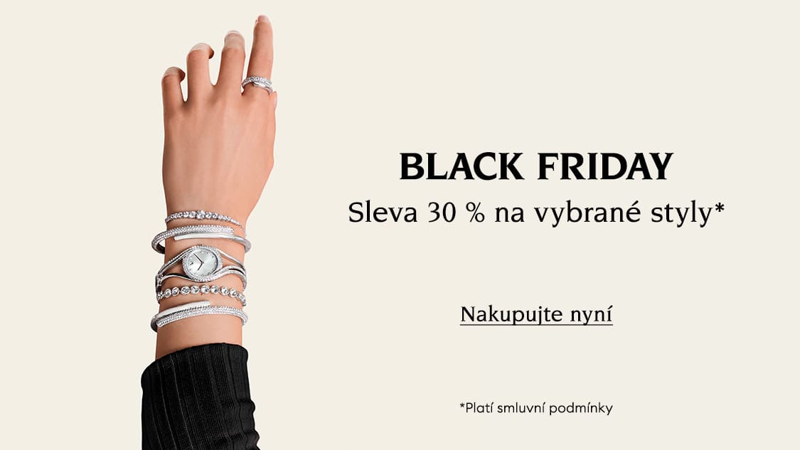 Swarovski Black Friday – modelčina ruka předvádějící vybrané šperky