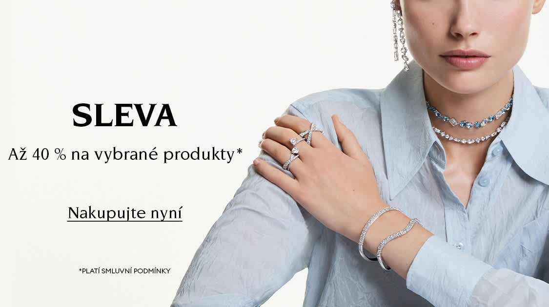 Modelka ozdobená šperky Swarovski. Text tohoto znění: „SLEVA Až 40 % na vybrané produkty* Nakupujte nyní *PLATÍ SMLUVNÍ PODMÍNKY“