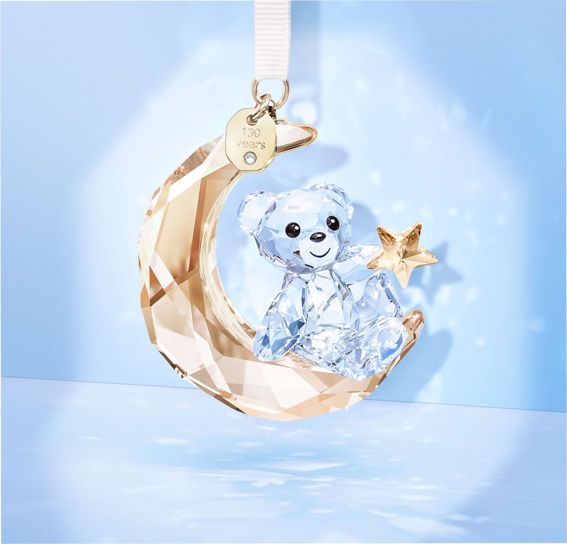 SCS Výroční edice Ozdoba Medvídek Kris 2025