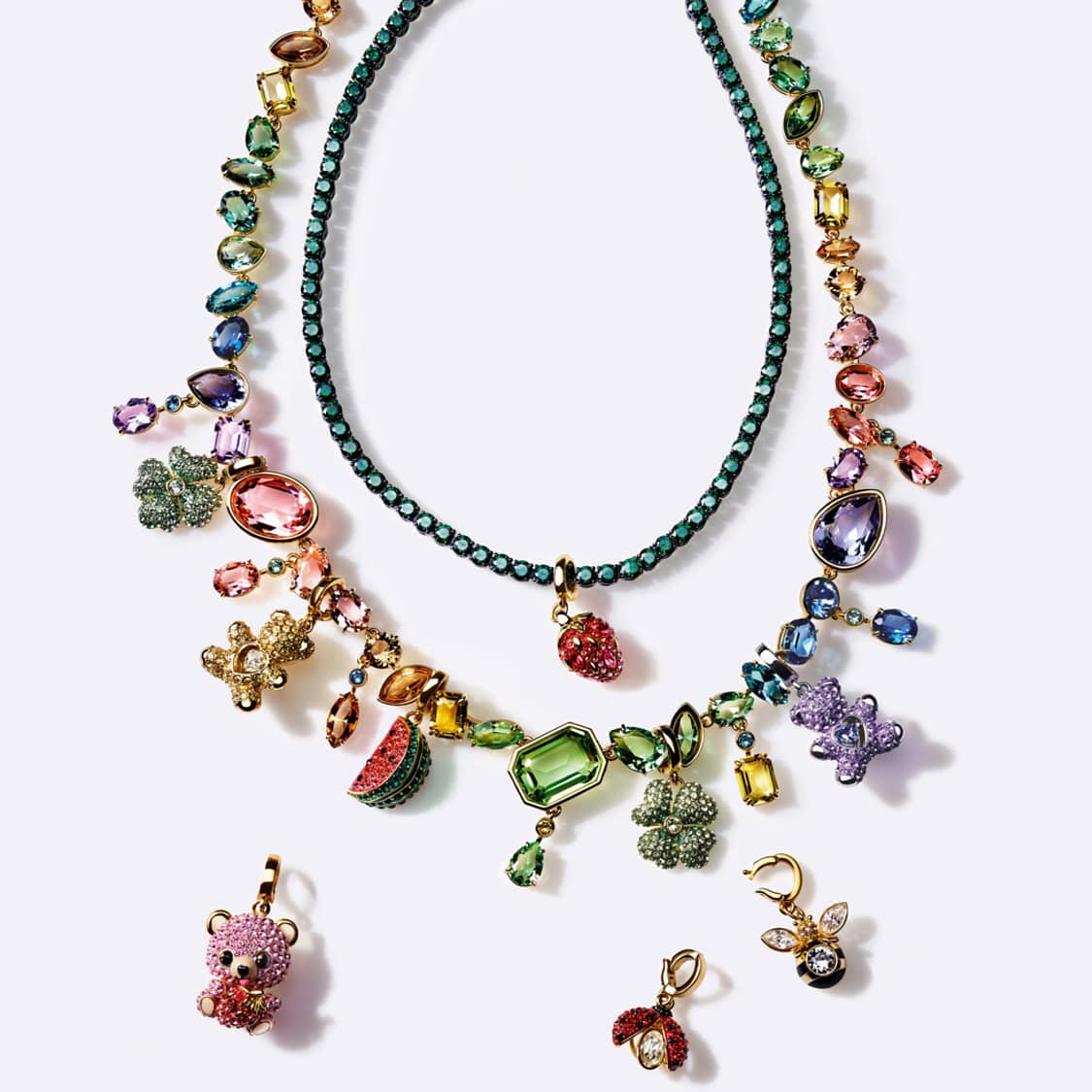 Biżuteria Swarovski na lato 2026 i przywieszki Swarovski