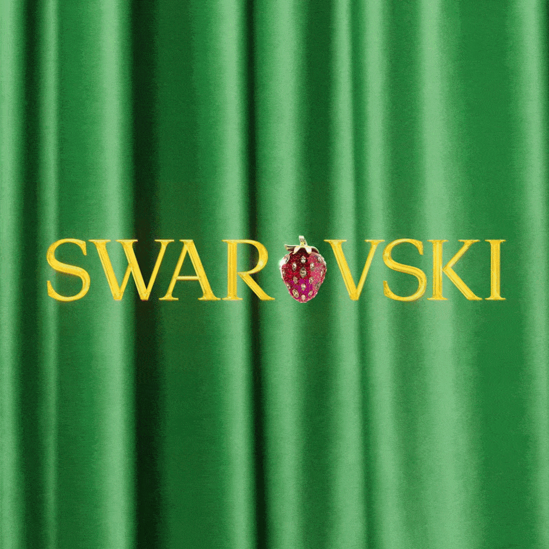 Ariana Grande w stylizacji z biżuterii Swarovski Idyllia i Gema oraz przywieszek Swarovski