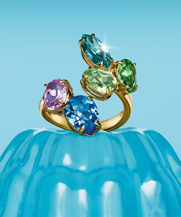 Gema cocktail ring sitting on blue jelly