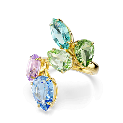 Gema cocktail ring sitting on blue jelly