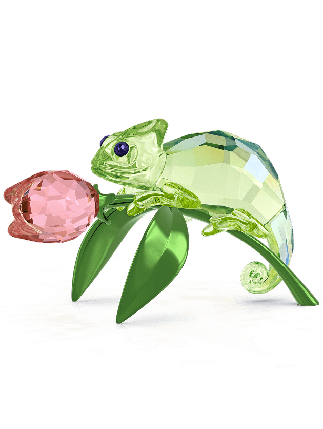 Figurka chameleona ze zeleného Křišťálu Swarovski usazeného na růžové květině s lesklým zeleným stonkem a listy