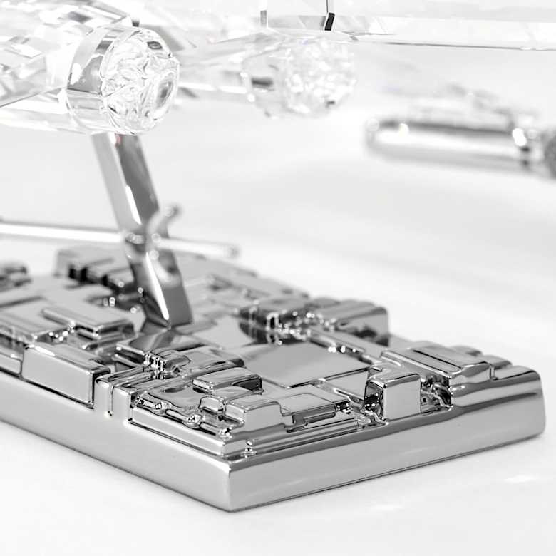 Star Wars – X-Wing Starfighter | Swarovski
