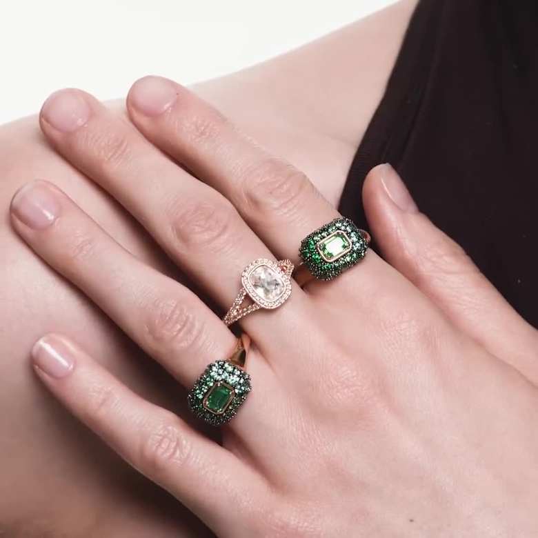 【極美品】SWAROVSKI スワロフスキー Una Angelic リング Una Angelic リング, クッションカット, ホワイト, 18Kゴールド