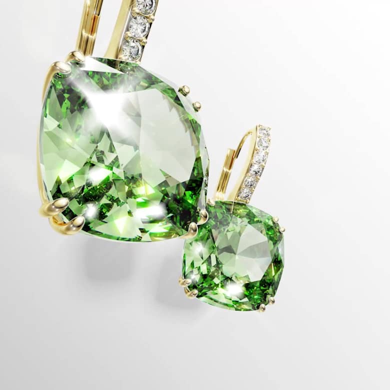 Millenia ドロップピアス, クッションカット, グリーン, 18Kゴールド